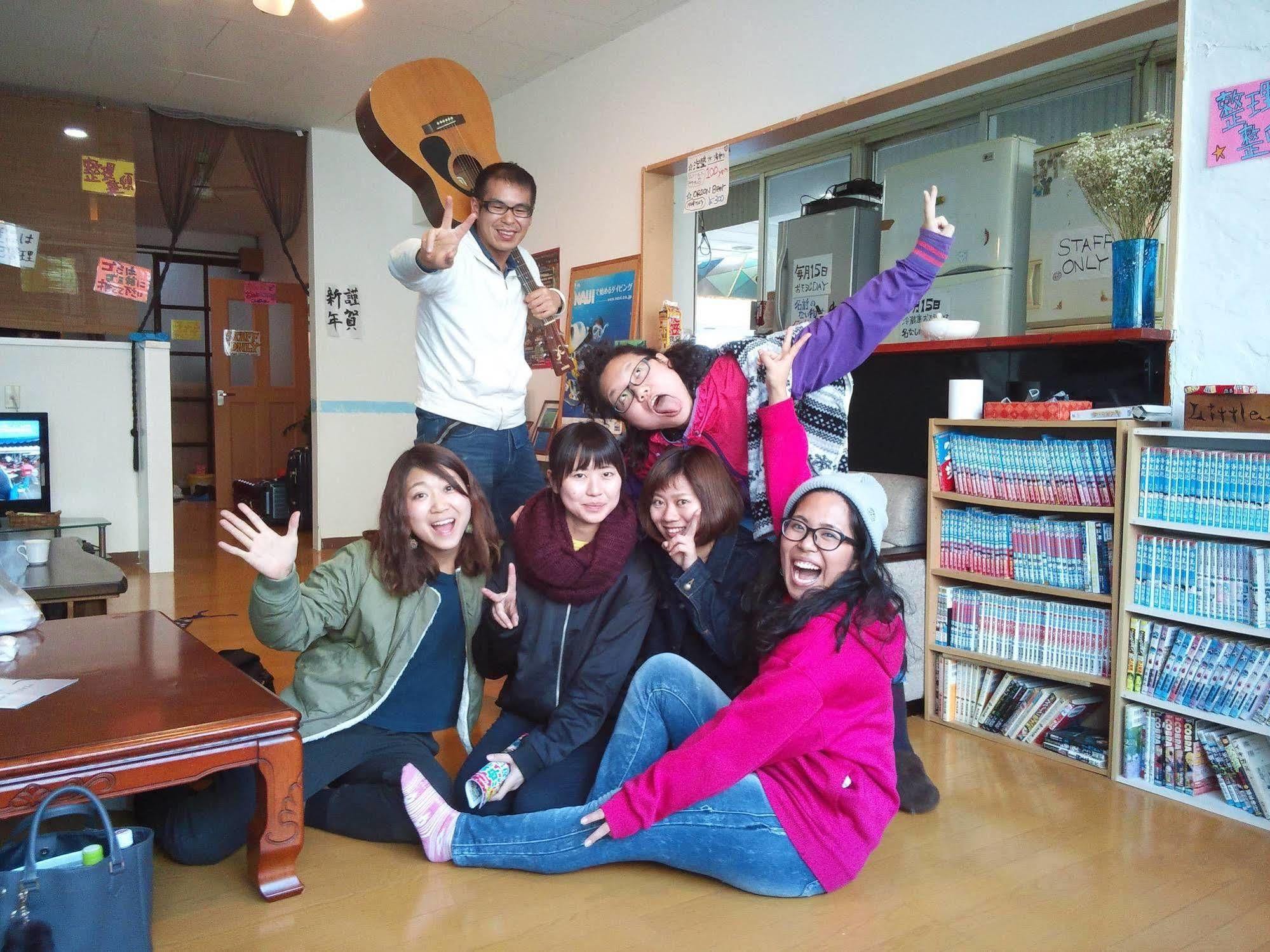 Little Asia Guest House Naha Luaran gambar